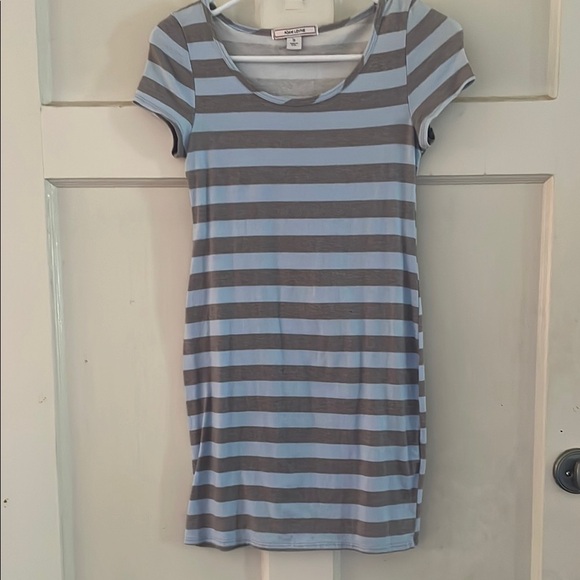 Adam Levine Collection Dresses & Skirts - ADAM LEVINE - Striped Blue and Gray Dress